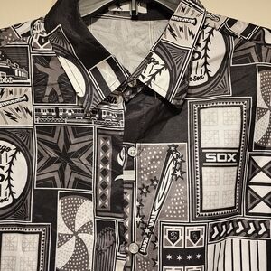 Chicago White Sox Graphic Black and White Men's Camp Shirt